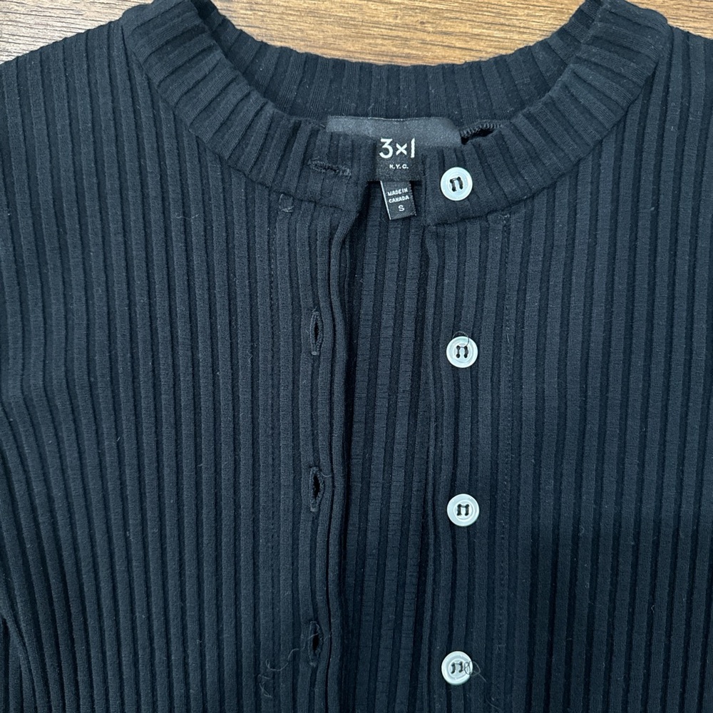 3x1 NYC Sweater woman size M black ribbed crewneck